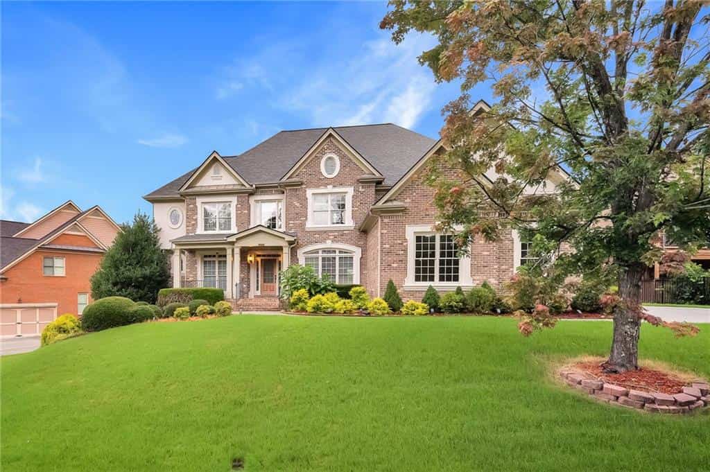 2552 Stone Manor Drive, Buford, GA 30519