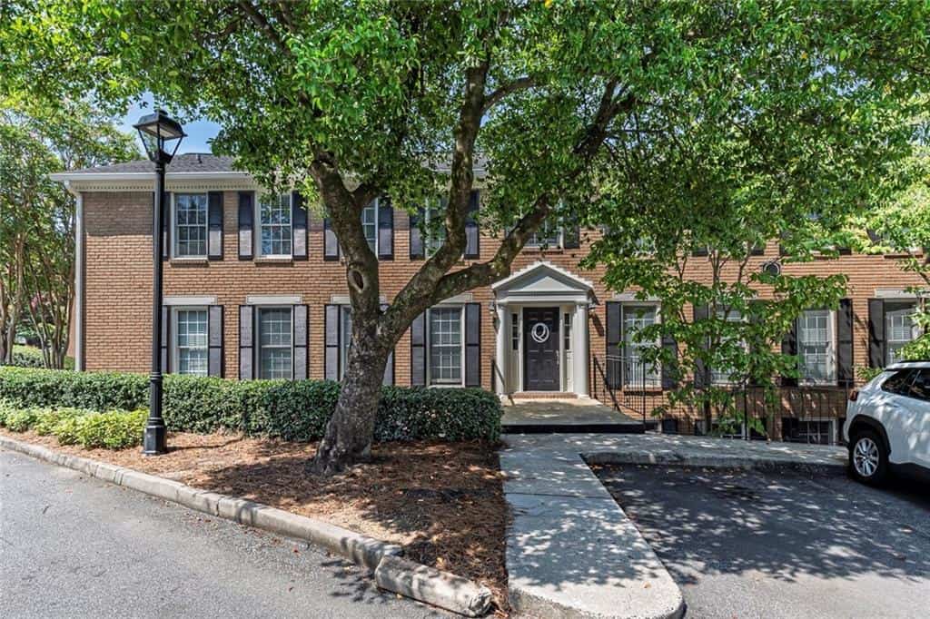 1101 Collier Road NW Q5 #Q5, Atlanta, GA 30318