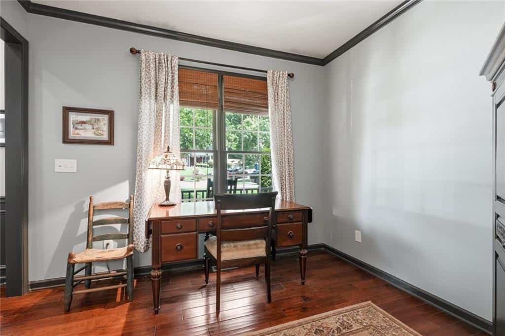 Listing photo 6