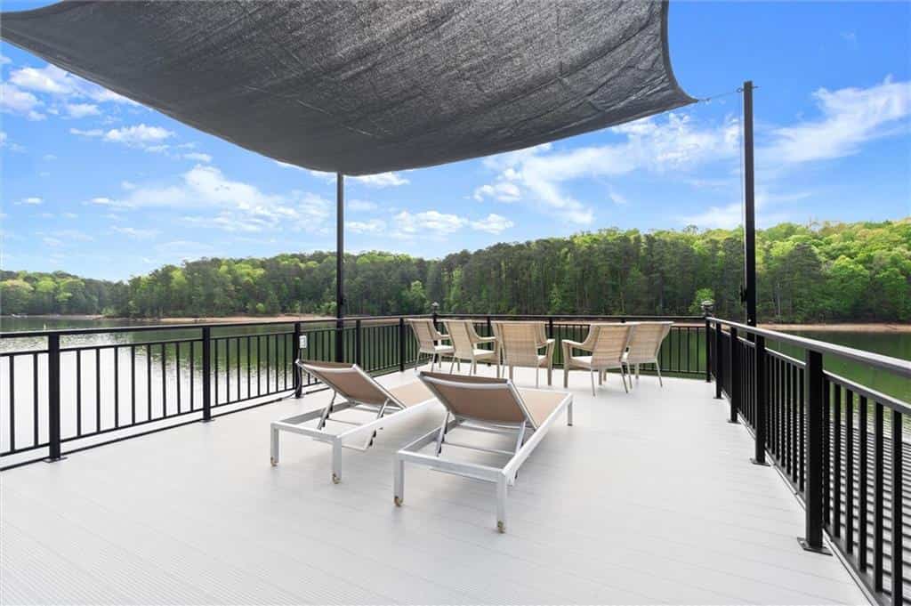 Listing photo 6