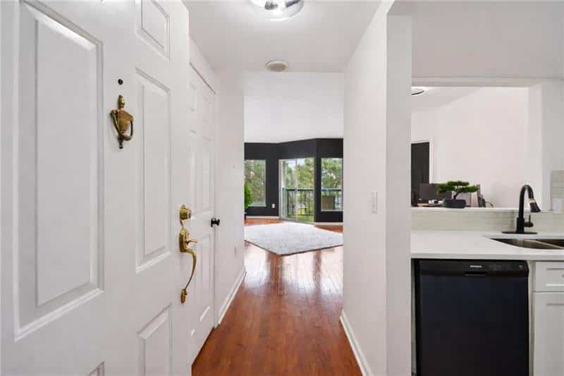 1 Biscayne Drive NW 705 #705, Atlanta, GA 30309