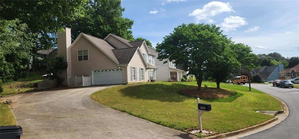 Listing photo 4