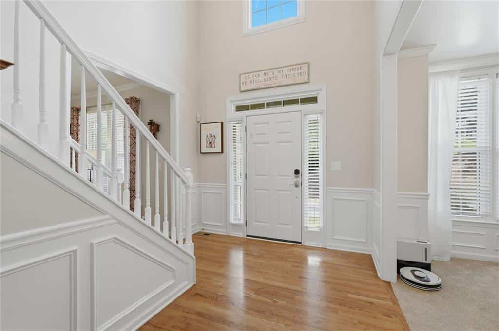 Listing photo 6