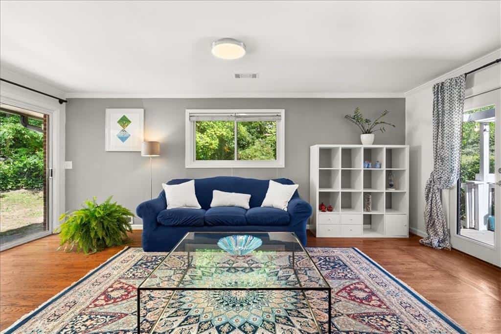 Listing photo 6