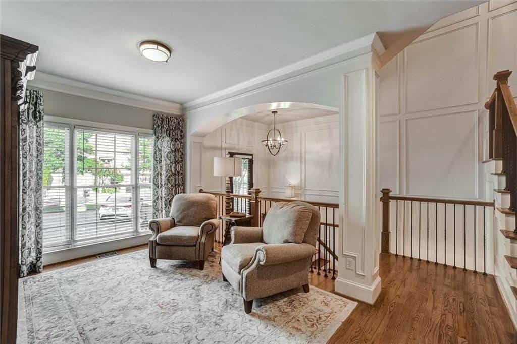 Listing photo 6