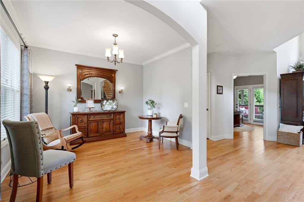 Listing photo 6