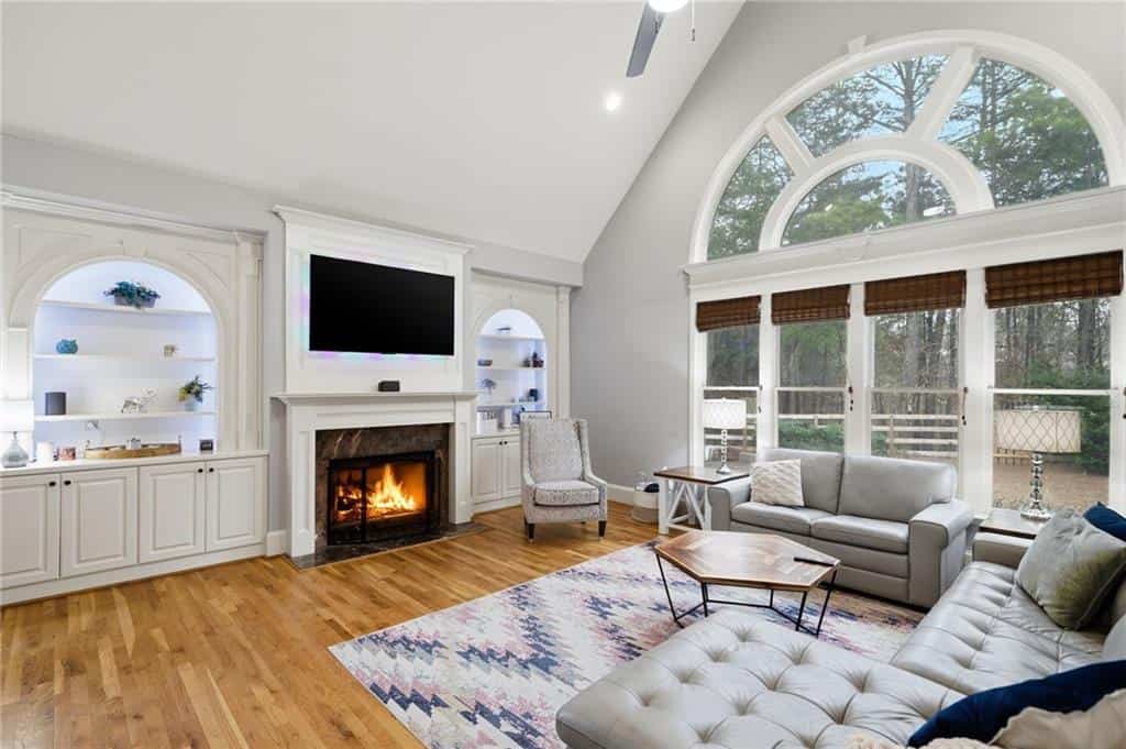 Listing photo 6