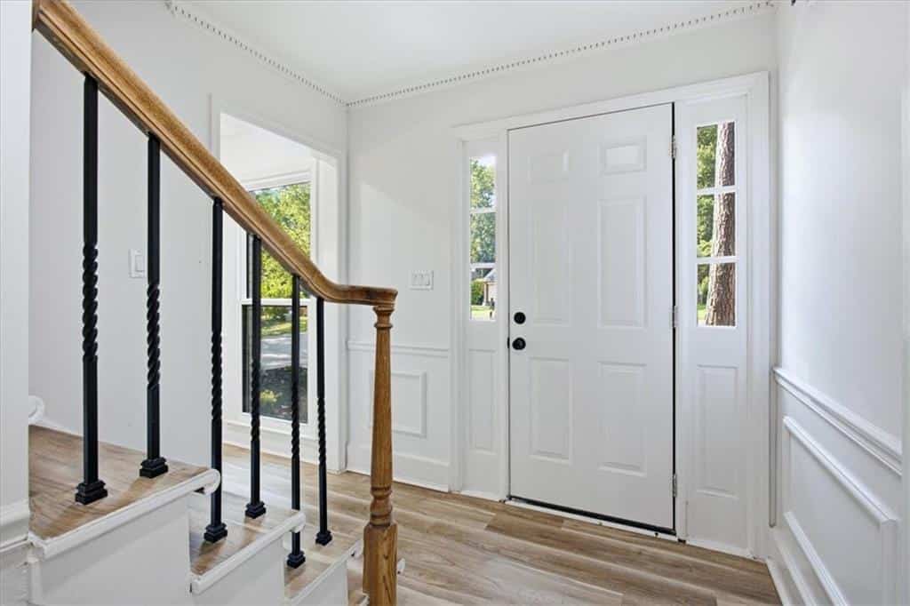 Listing photo 6