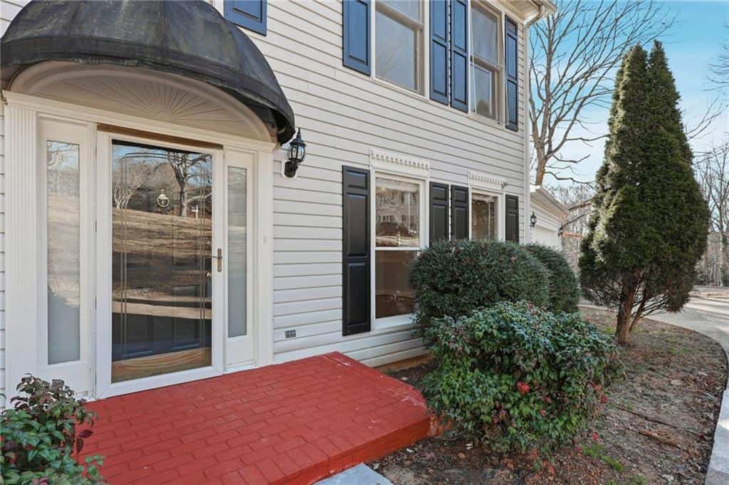 Listing photo 6