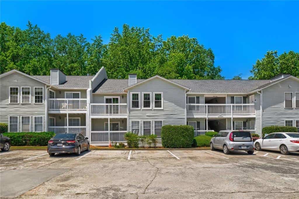 1967 Brian Way, Decatur, GA 30033