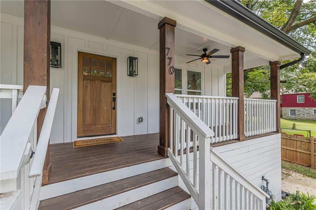 Listing photo 6