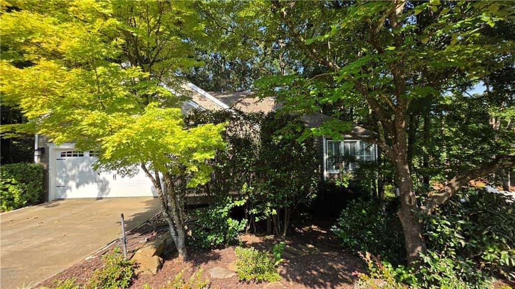 2659 Spring Rock Way NE, Roswell, GA 30075