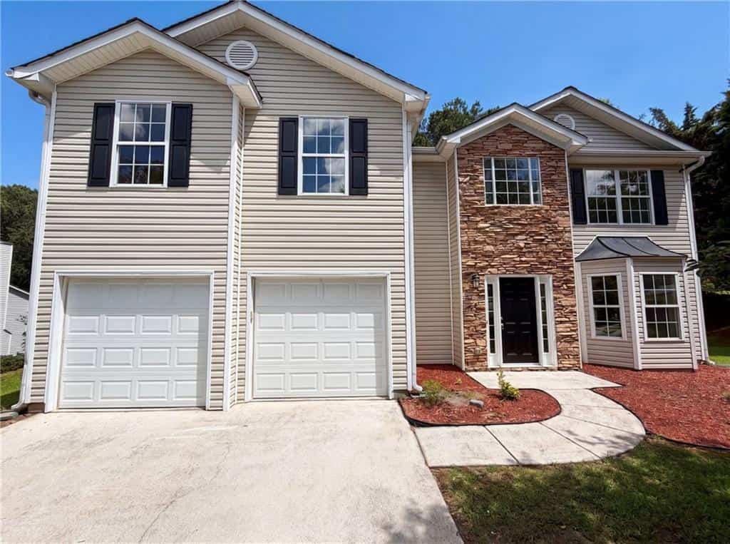 3582 Coveside Court, Loganville, GA 30052