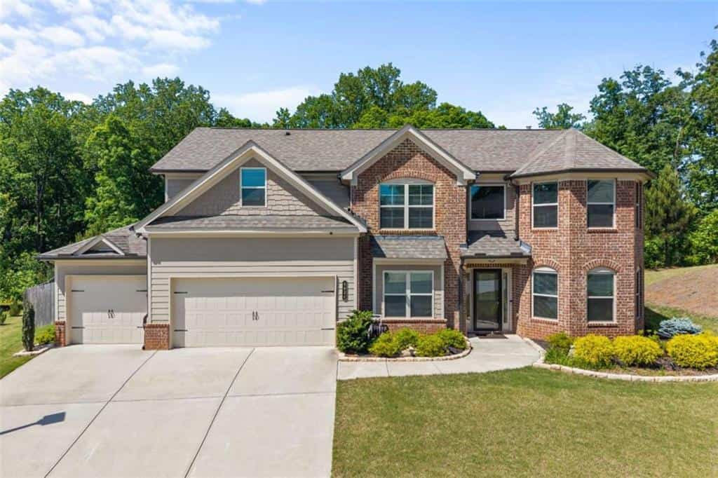 6024 Park Bay Court, Flowery Branch, GA 30542