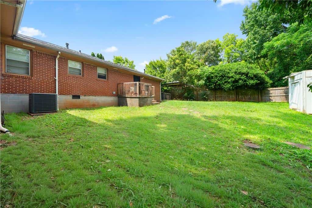 Listing photo 6