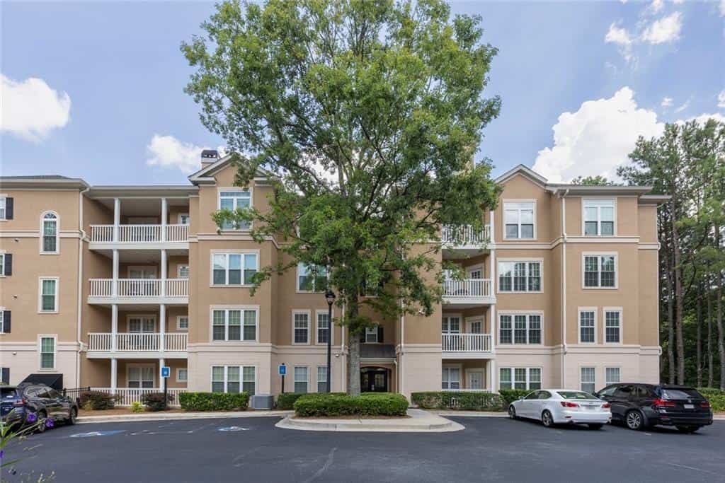 131 Ashford Circle 131 #131, Dunwoody, GA 30338