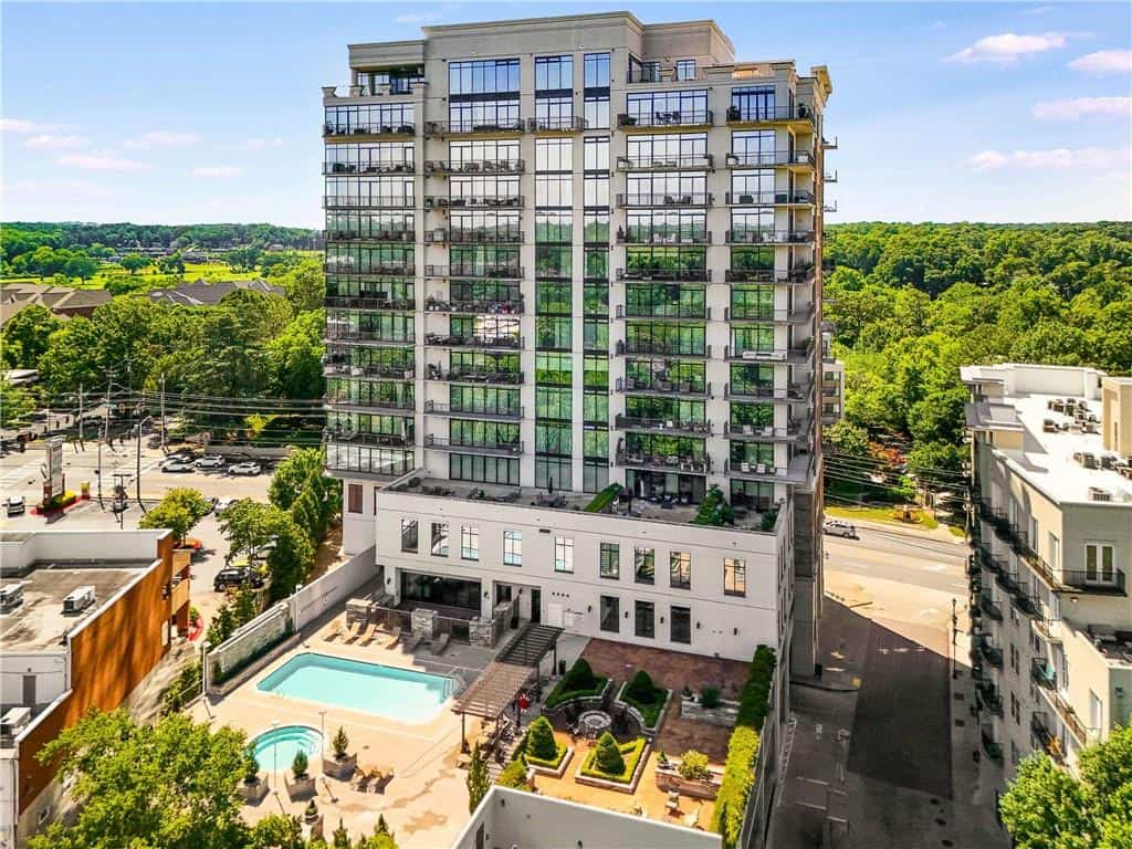2233 Peachtree Road NE 402 #402, Atlanta, GA 30309