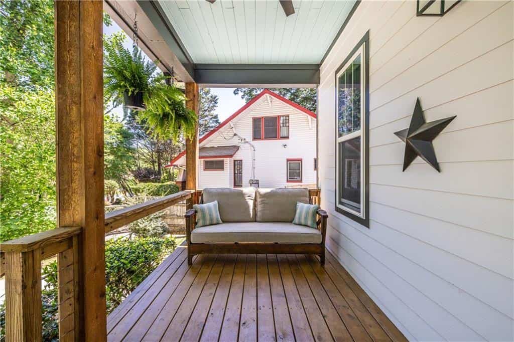 Listing photo 6