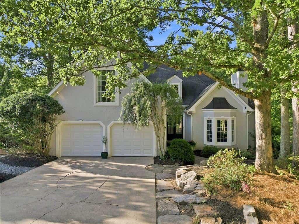 2040 Shallowford Park Manor, Roswell, GA 30075