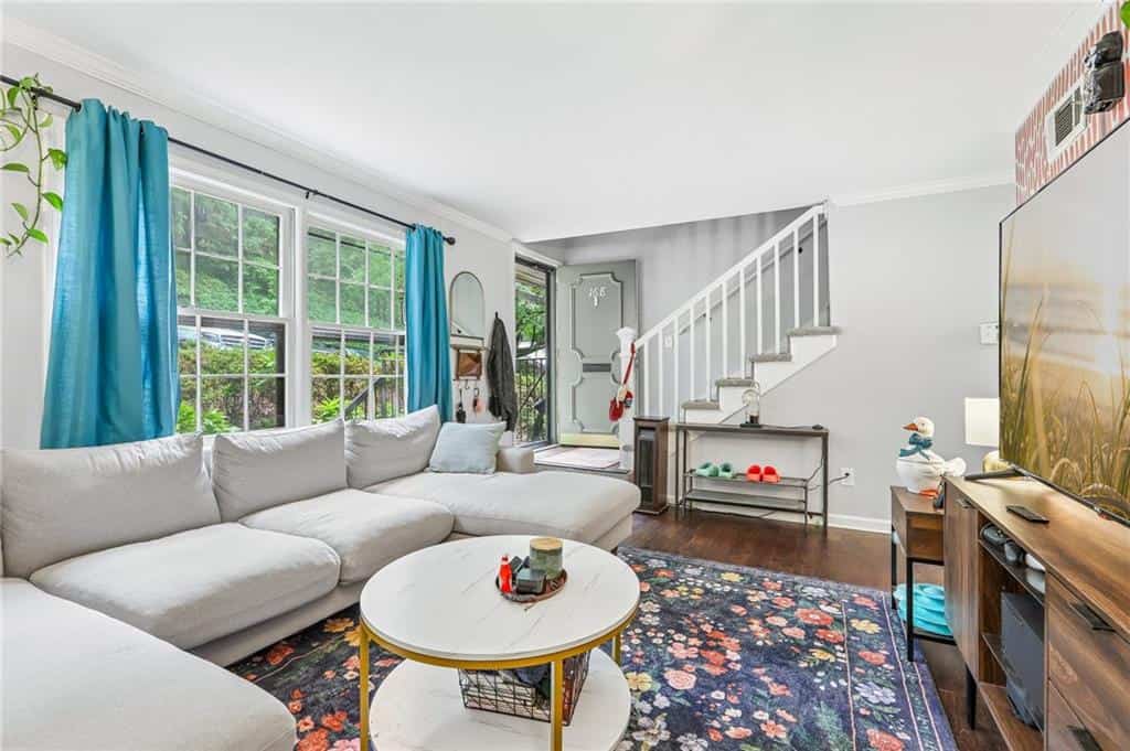 168 Barone Place NW, Atlanta, GA 30327