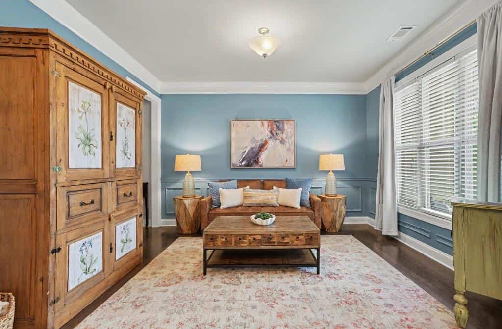 Listing photo 6