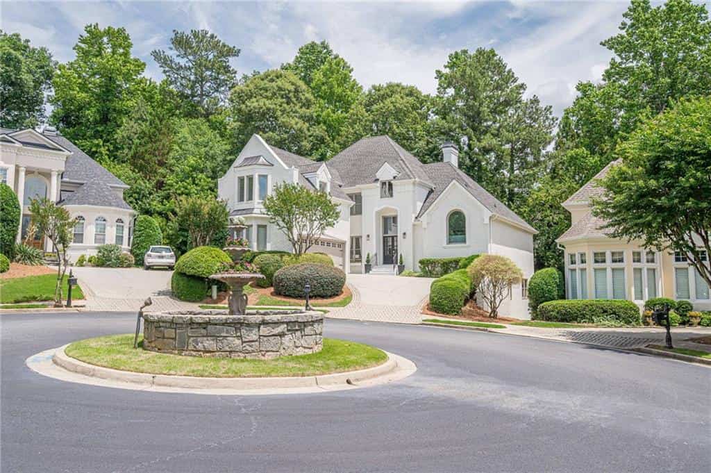 745 Combee Way, Roswell, GA 30076