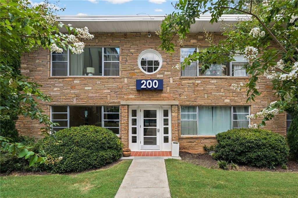 2240 Cheshire Bridge Road NE 207 #207, Atlanta, GA 30324