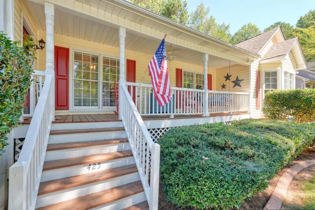 Listing photo 4