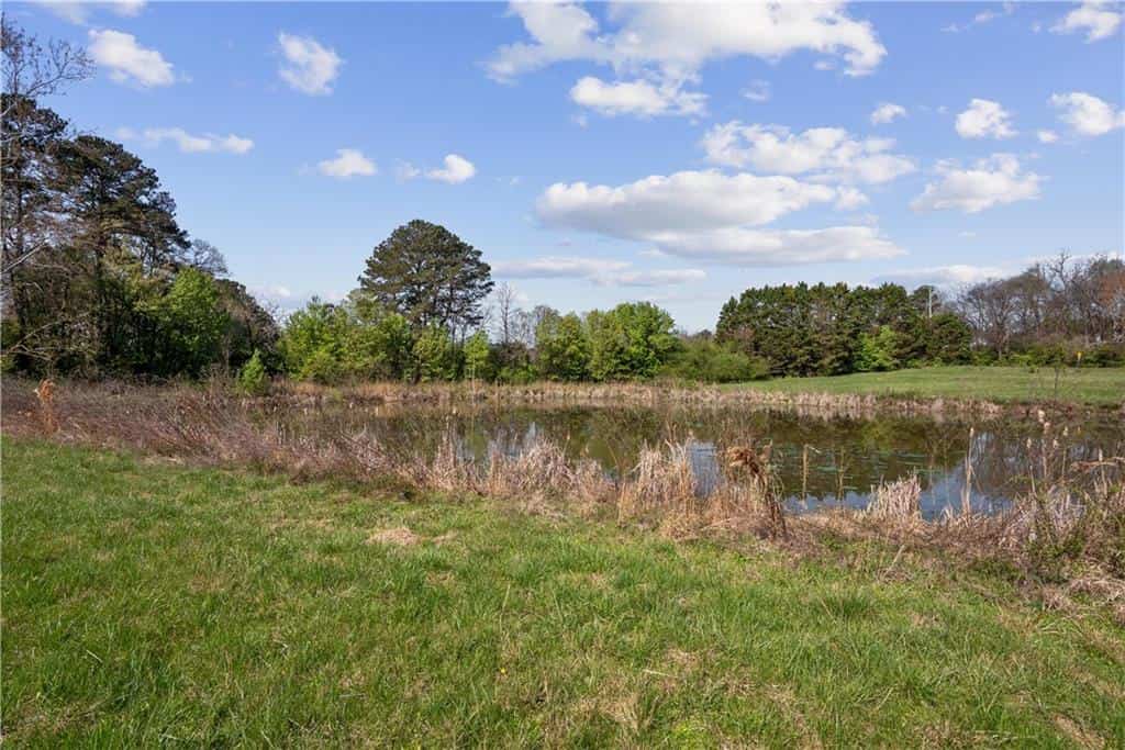 285 Curtis Parkway, Calhoun, GA 30701