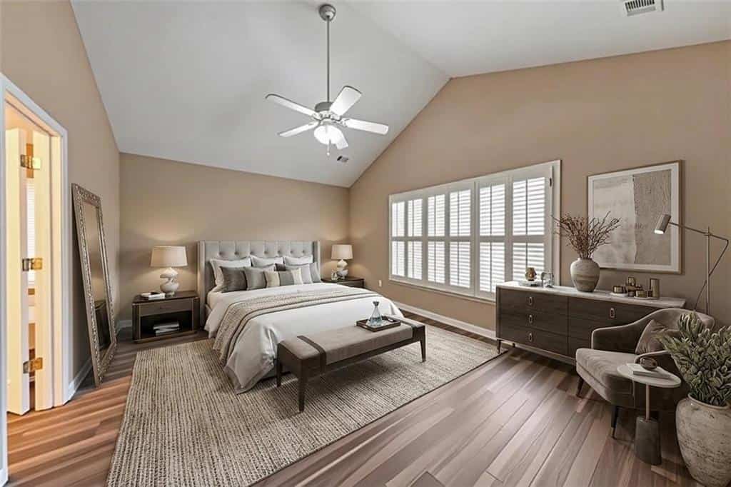 Listing photo 6