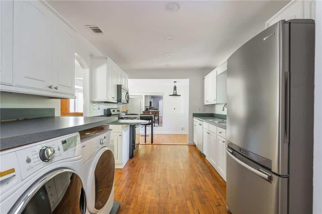 Listing photo 6
