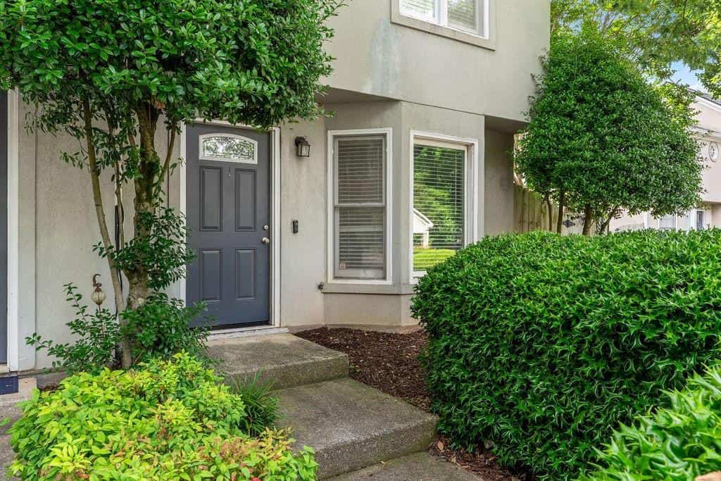 502 Defoors Landing NW, Atlanta, GA 30318