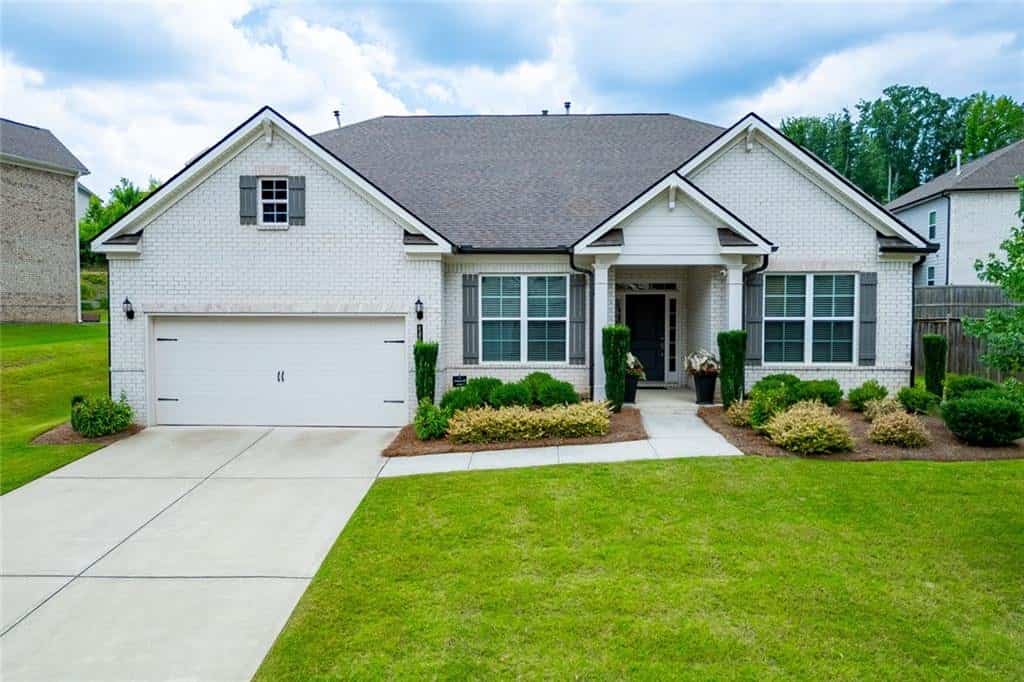 4862 Stone Way Path, Buford, GA 30519