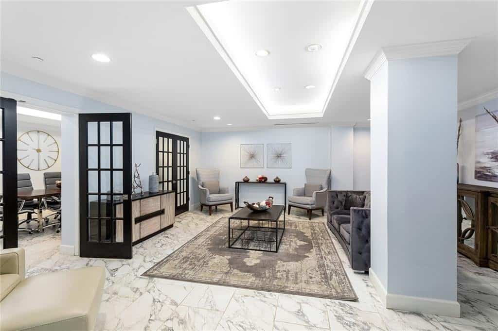 Listing photo 6