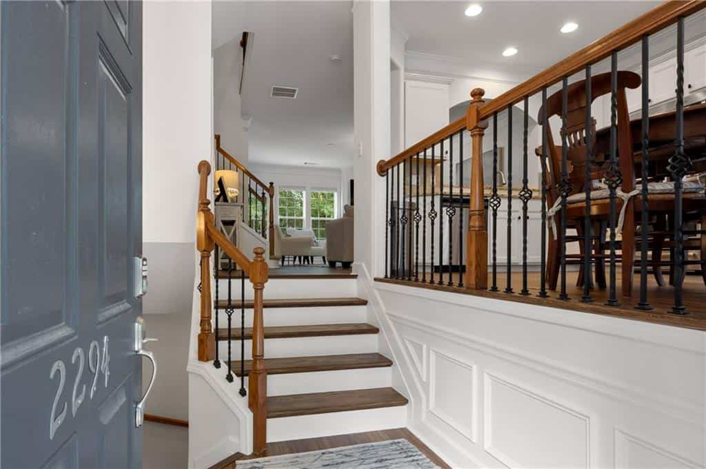 Listing photo 6