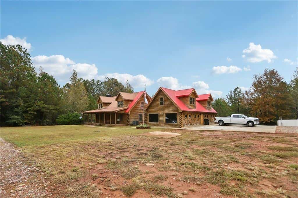 Listing photo 4