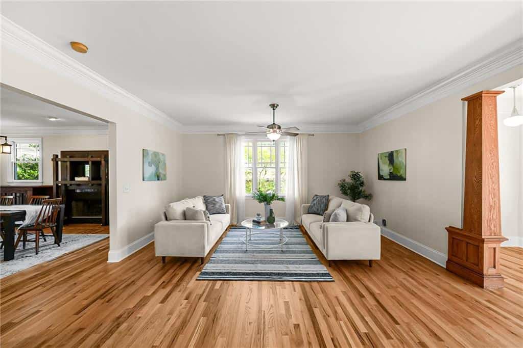 Listing photo 6