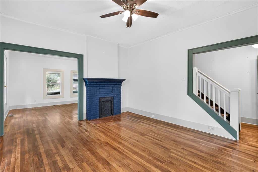 Listing photo 6