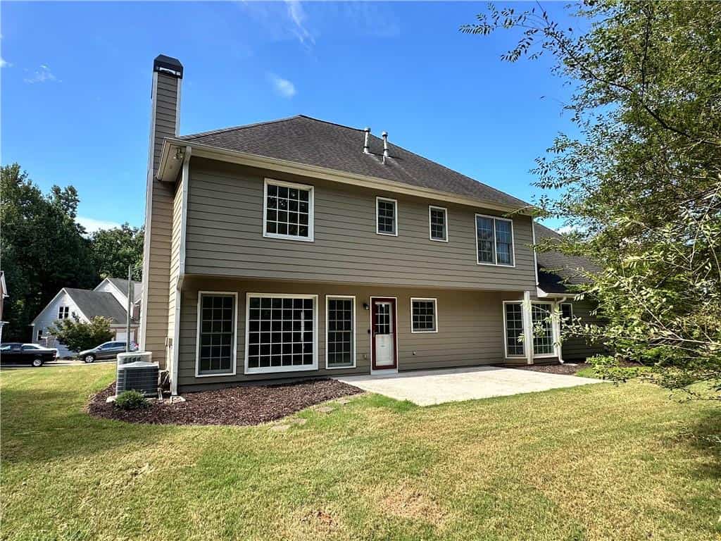 Listing photo 6