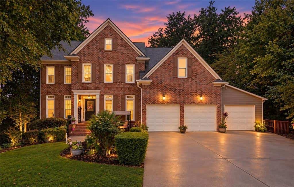 214 Glenbrook Lane, Canton, GA 30115