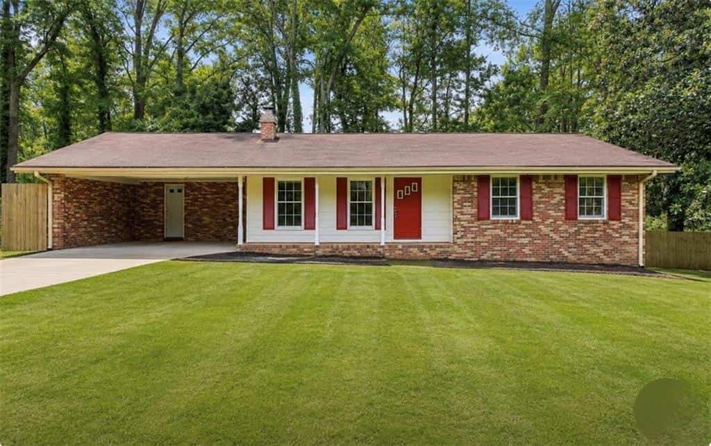 182 Jennifer Lane NW, Lilburn, GA 30047