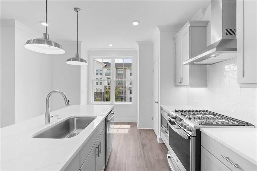 4211 Millcroft Place 215 #215, Buford, GA 30518