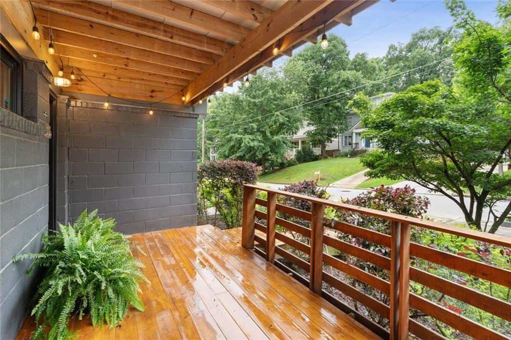 Listing photo 6