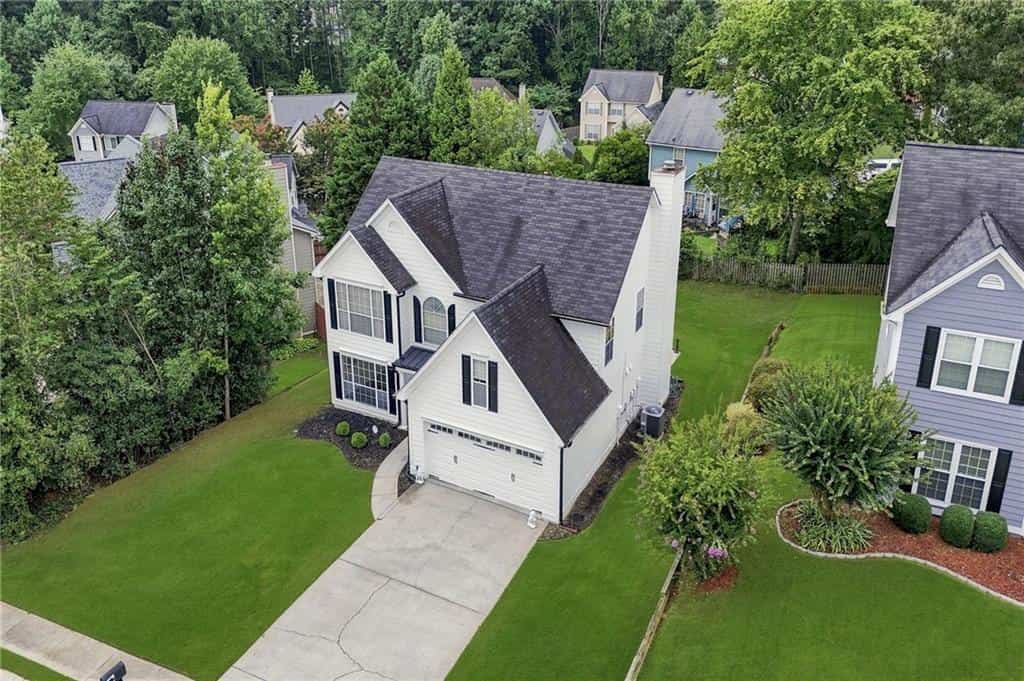 Listing photo 6