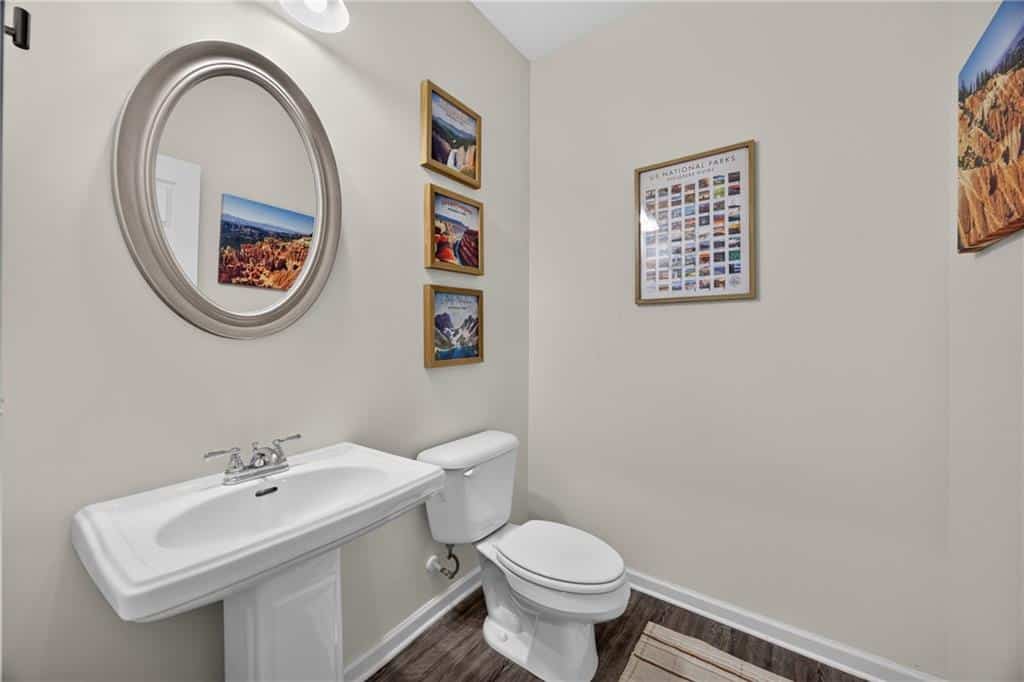 Listing photo 6
