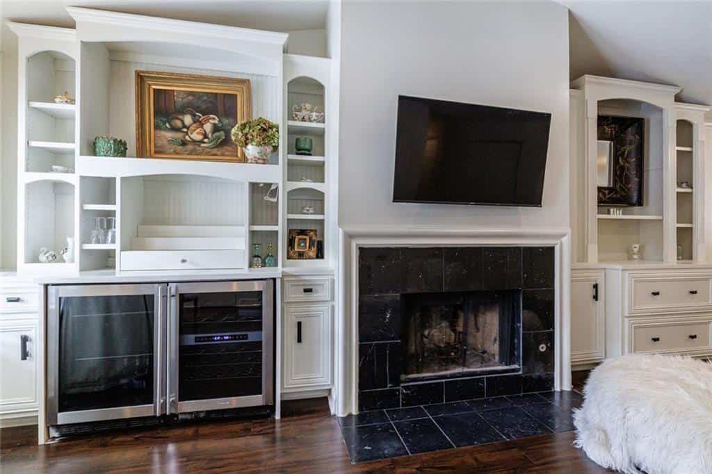 Listing photo 6