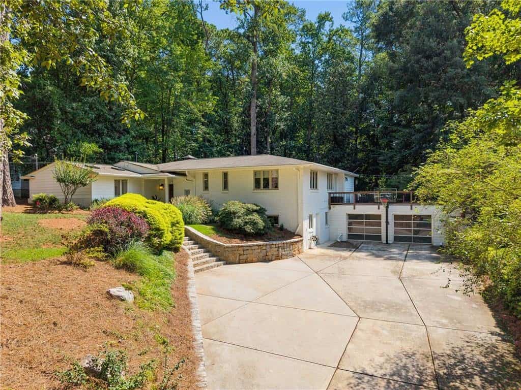 4091 Peachtree Dunwoody Road NE, Atlanta, GA 30342