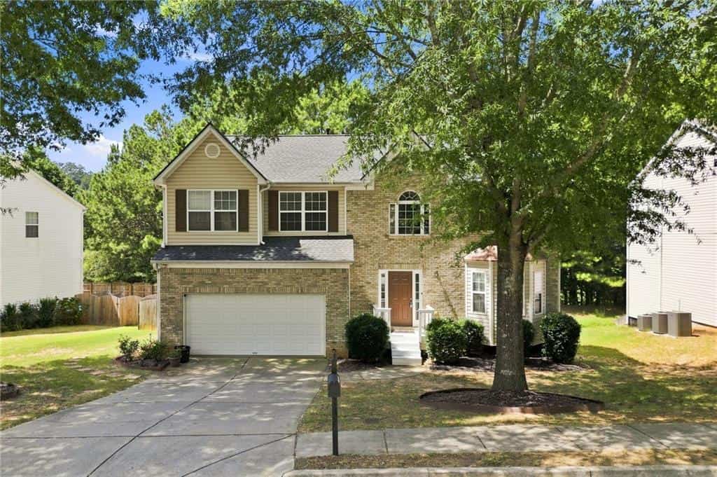 Listing photo 3