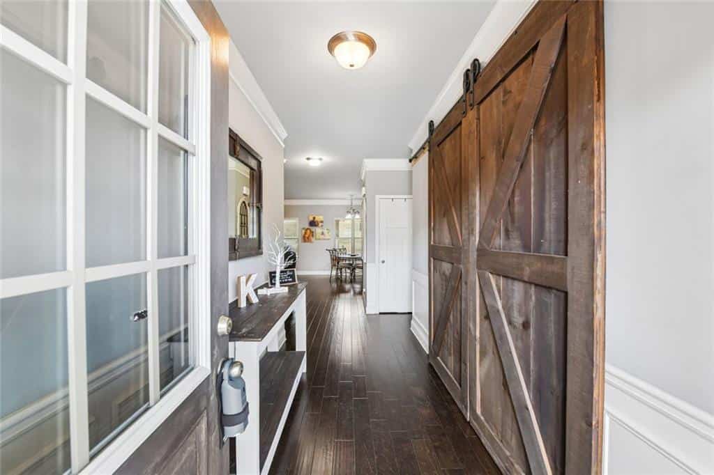 Listing photo 6