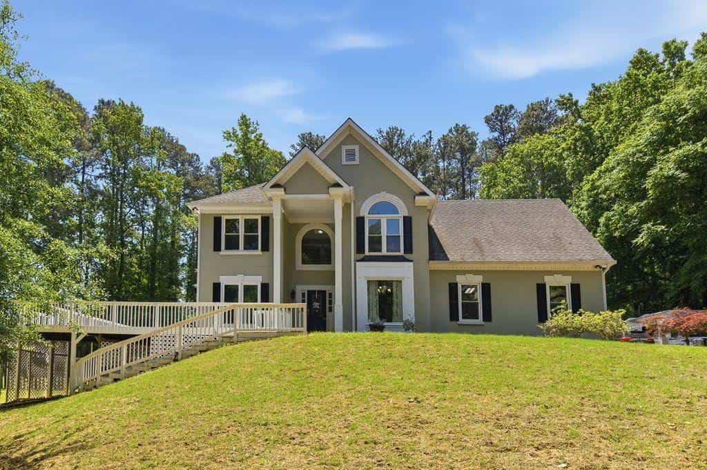 2487 Windchase Court, Buford, GA 30518